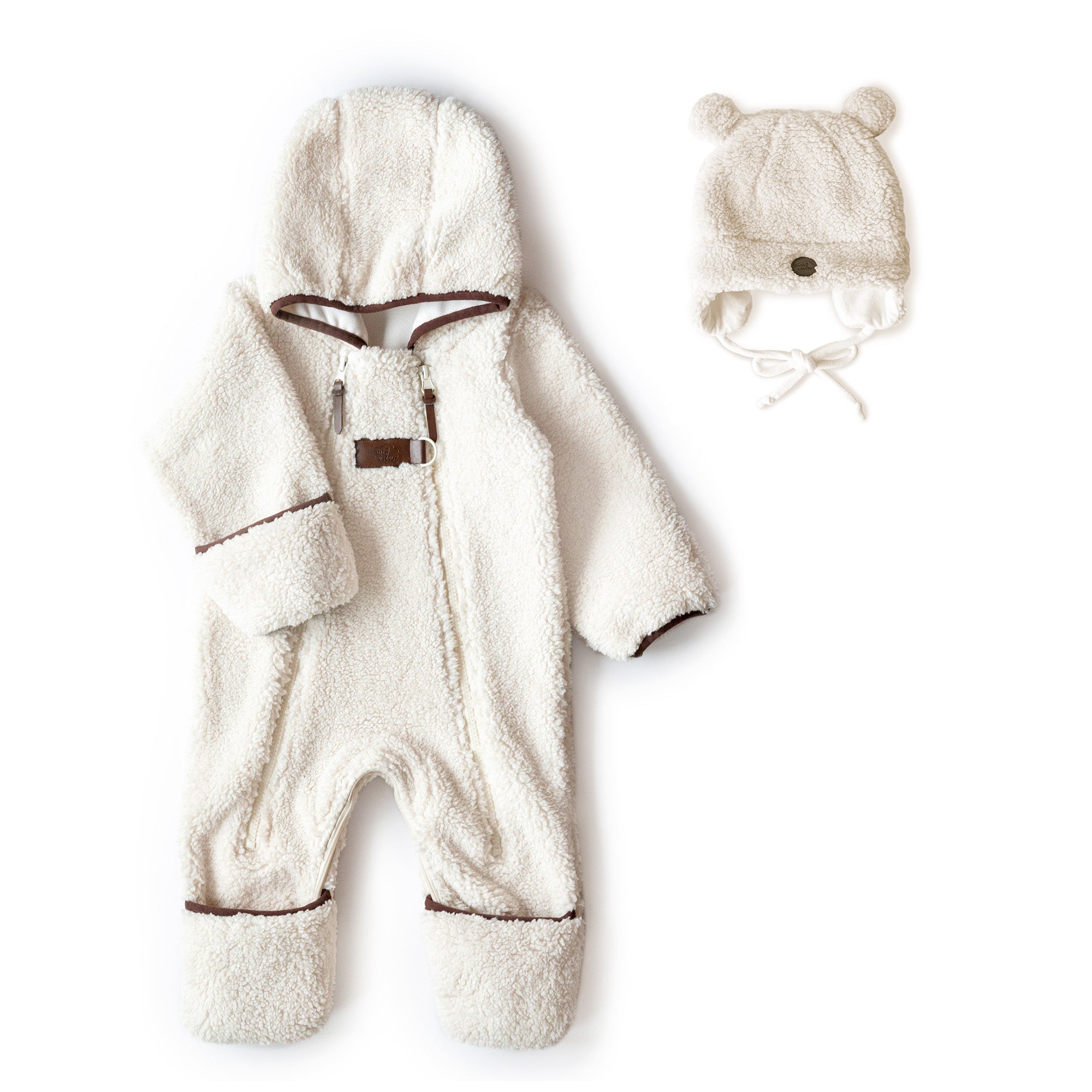 Ensemble : Combinaison une pièce et tuque ourson en sherpa