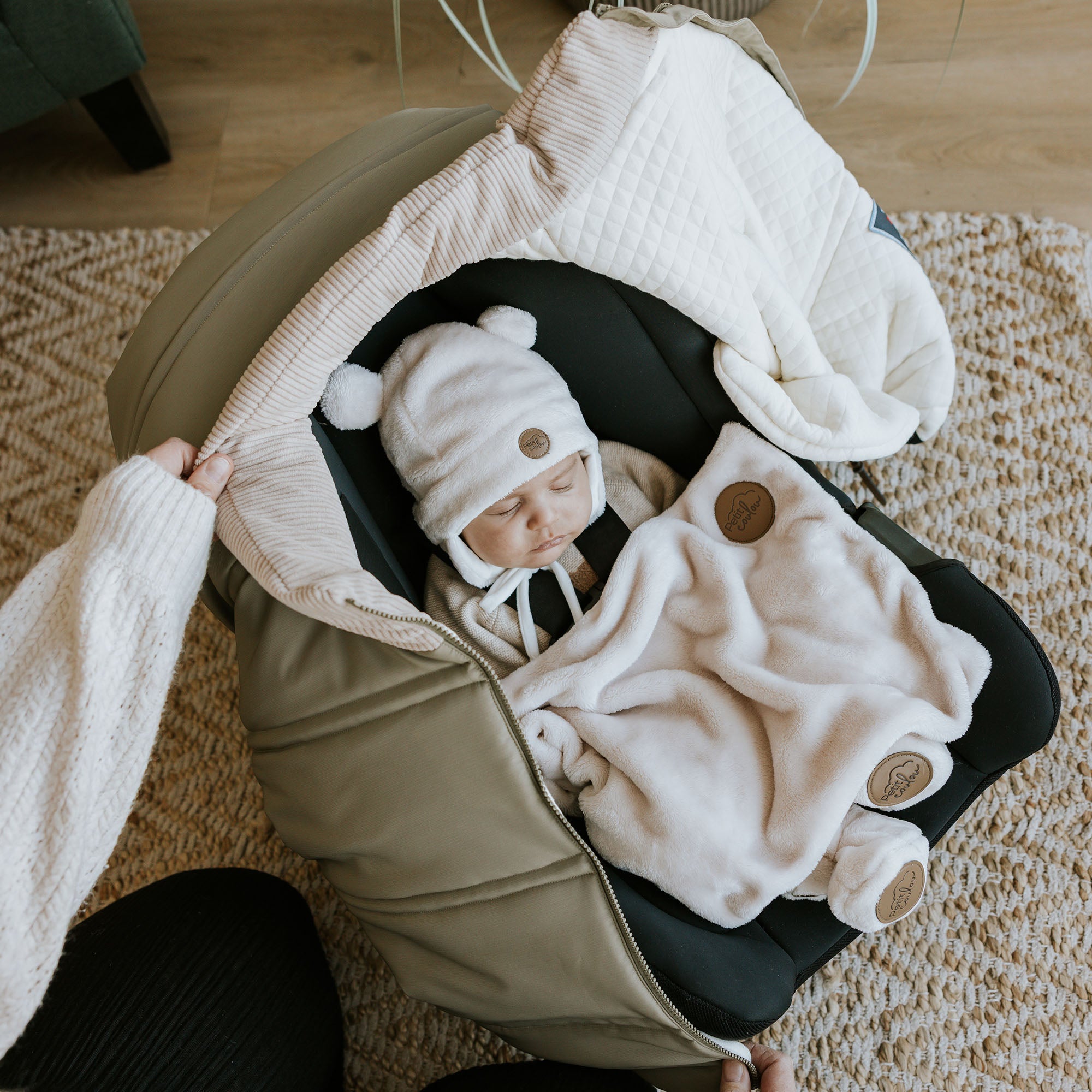 Combo : Housse légère et tuque en tricot 0-6m
