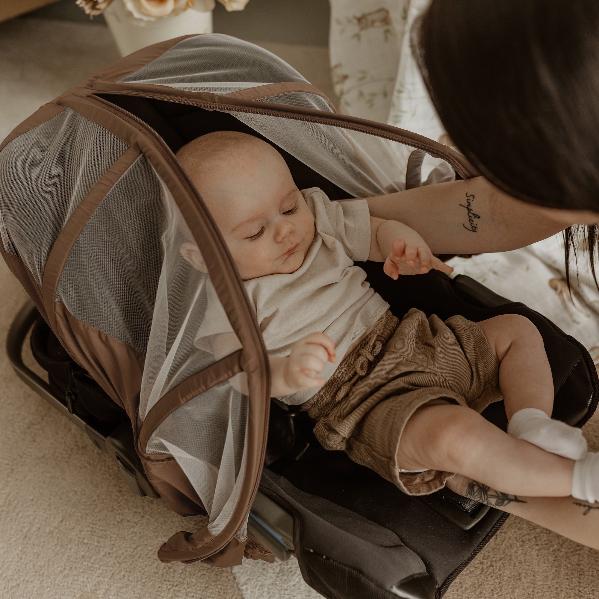 Bundle: 4-in-1 summer car seat cover and swaddle blanket