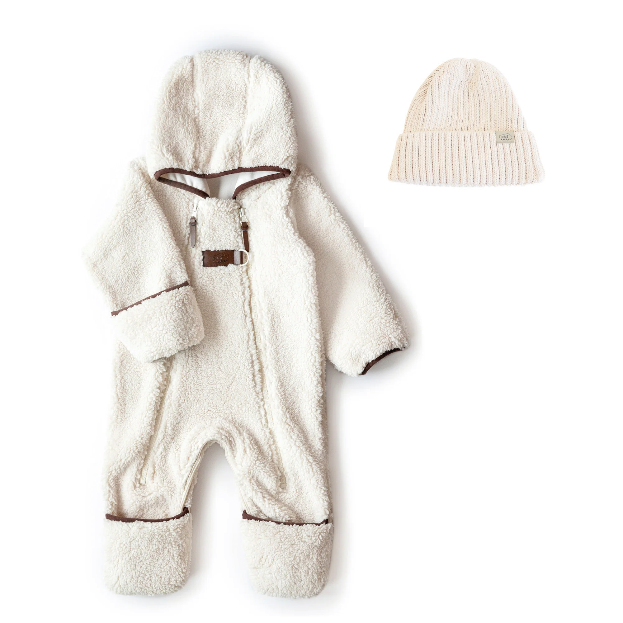 Combo : Combinaison une pièce doublée en sherpa et tuque en tricot